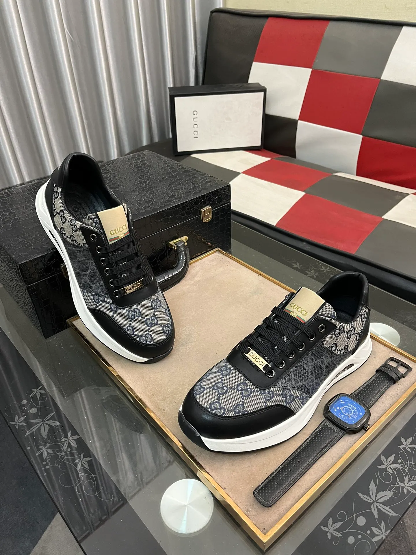 Men's Men's Shoes 💰420 ⌚️⌚️[GUCCI] Gucci men's casual shoes are absolutely popular 🔥The ultimate matching item for trendy men! Irresistible charm of super texture, the main recommendation, the upper is made of high-quality cowhide + breathable fabric, sheepskin feet, wear-resistant rubber sole, noble and elegant! Extremely comfortable🎁🎁You can be as handsome as you want💪 Size: 38-44!